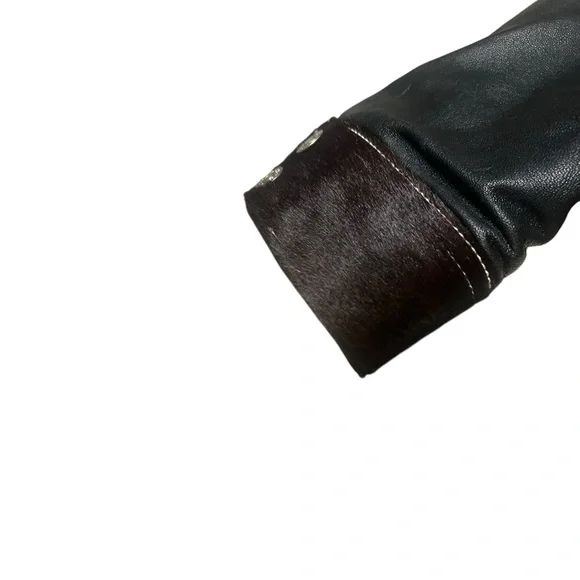 Calf hair+ Leather Jacket… it’s a banger! 🔥 - Picture 8 of 11